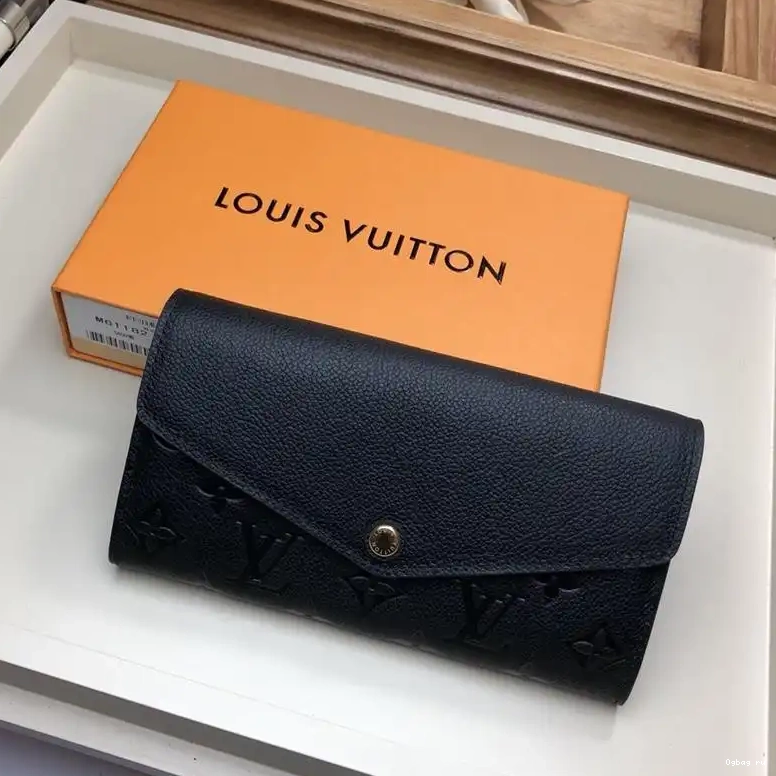 LOUIS WALLET SARAH VUITTON 0705